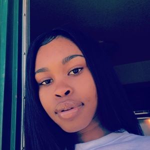 Meet your Posher, Precious